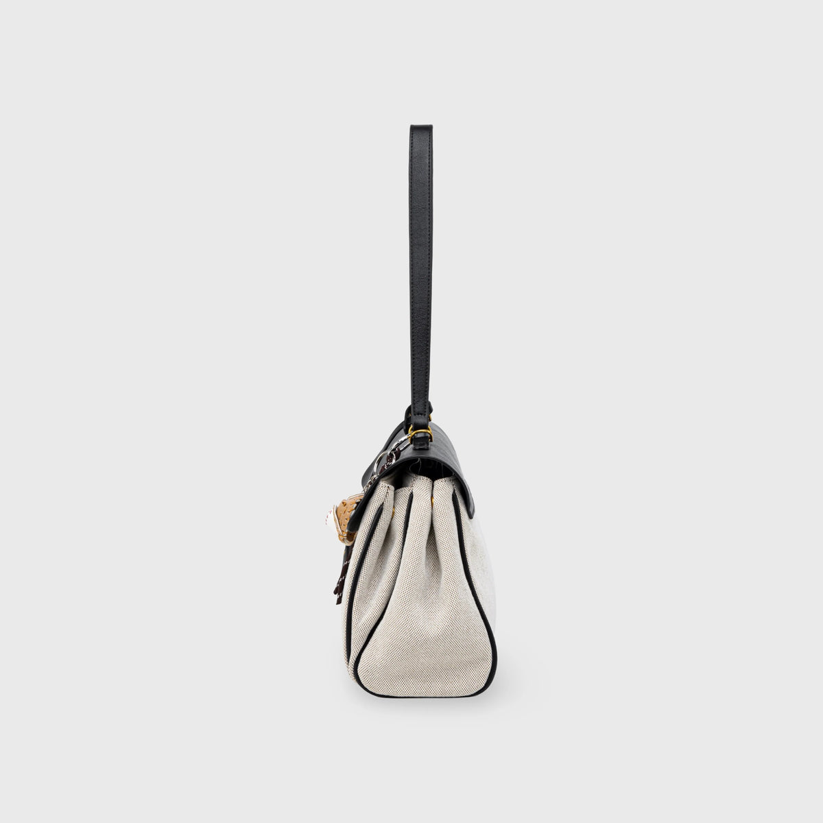 Ciara Vintage - Limited Edition Black Canvas